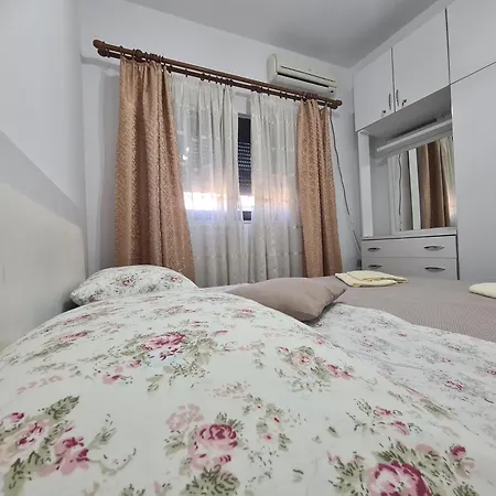 Kupola Apartmán Tirana