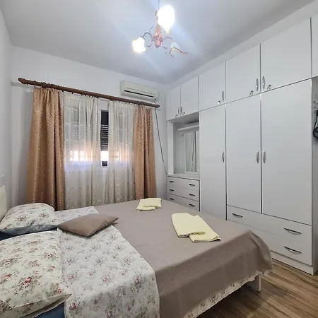 Kupola Τίρανα